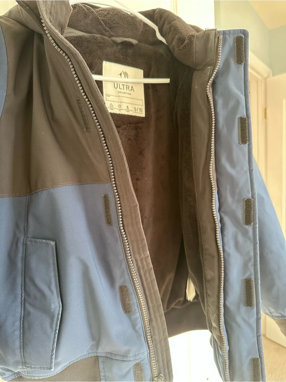Abercrombie & Fitch Navy and Black Colorblock Kids Hooded Puffer Jacket